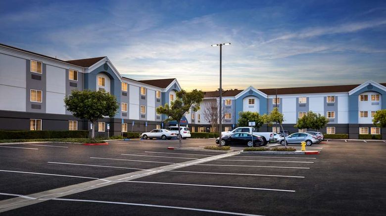<b>Sonesta Simply Suites Irvine East Foothill Exterior</b>. Images powered by <a href="https://iceportal.shijigroup.com/" title="IcePortal" target="_blank">IcePortal</a>.