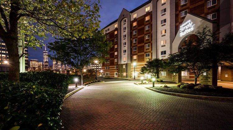 Sonesta Simply Suites Jersey City Exterior