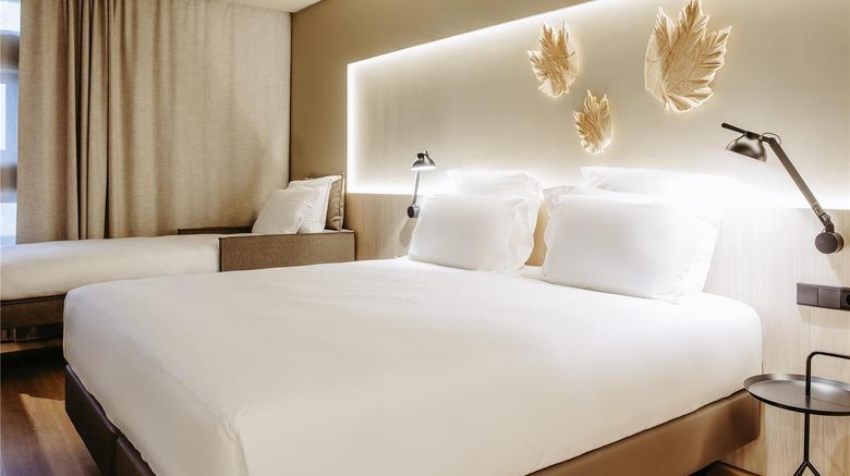 <b>Mercure Fatima Room</b>. Images powered by <a href="https://iceportal.shijigroup.com/" title="IcePortal" target="_blank">IcePortal</a>.