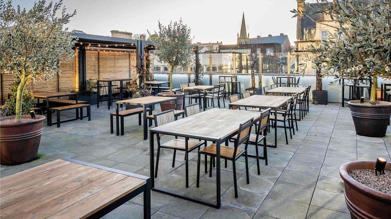 <b>Mercure Newport Restaurant</b>. Images powered by <a href="https://iceportal.shijigroup.com/" title="IcePortal" target="_blank">IcePortal</a>.
