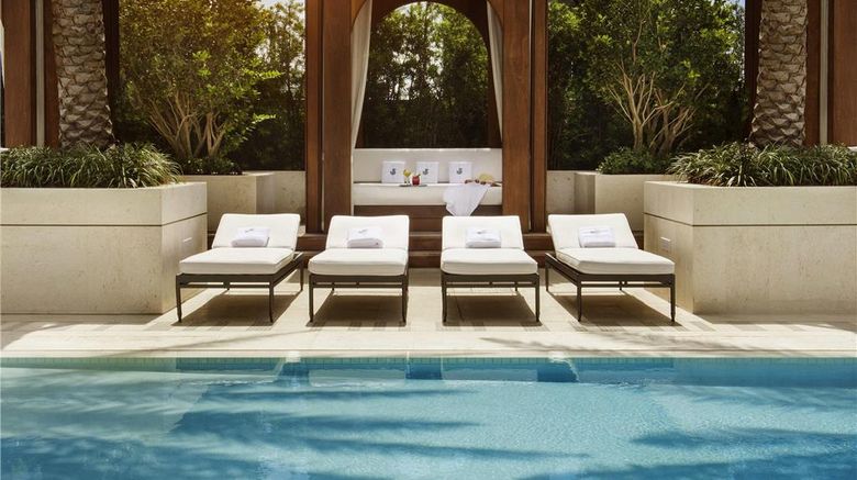 <b>SLS Lux Brickell Hotel Exterior</b>. Images powered by <a href="https://iceportal.shijigroup.com/" title="IcePortal" target="_blank">IcePortal</a>.