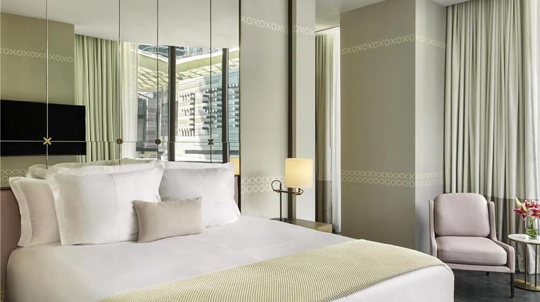 <b>SLS Lux Brickell Hotel Room</b>. Images powered by <a href="https://iceportal.shijigroup.com/" title="IcePortal" target="_blank">IcePortal</a>.