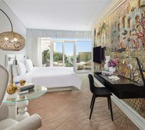 Mondrian Doha Room