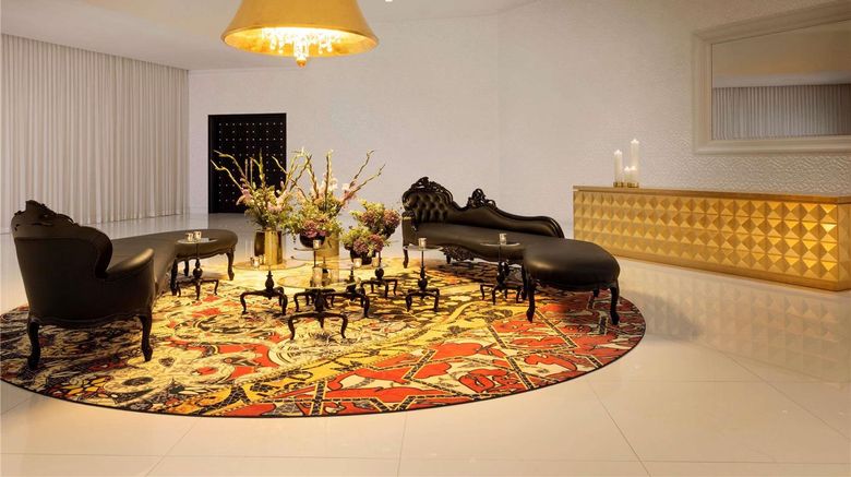 <b>Mondrian Doha Meeting</b>. Images powered by <a href="https://iceportal.shijigroup.com/" title="IcePortal" target="_blank">IcePortal</a>.