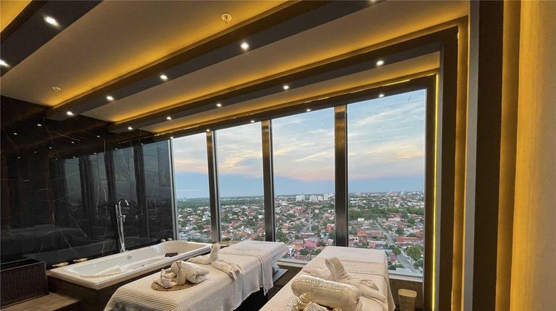 <b>Swissotel Santa Cruz De La Sierra Spa</b>. Images powered by <a href="https://iceportal.shijigroup.com/" title="IcePortal" target="_blank">IcePortal</a>.