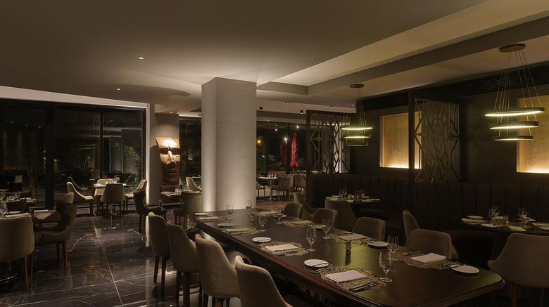 <b>Swissotel Santa Cruz De La Sierra Restaurant</b>. Images powered by <a href="https://iceportal.shijigroup.com/" title="IcePortal" target="_blank">IcePortal</a>.