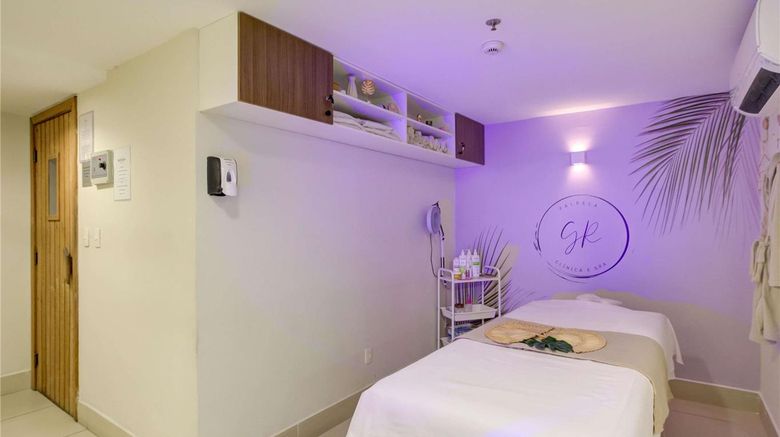 <b>Mercure Rj Barra Da Tijuca Spa</b>. Images powered by <a href="https://iceportal.shijigroup.com/" title="IcePortal" target="_blank">IcePortal</a>.