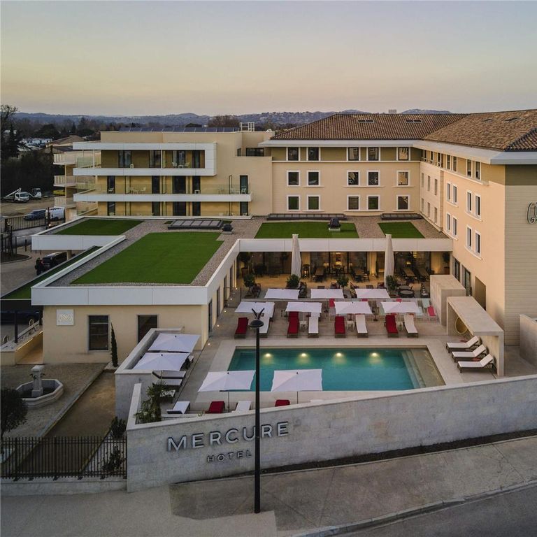 Mercure Avignon - Gare TGV