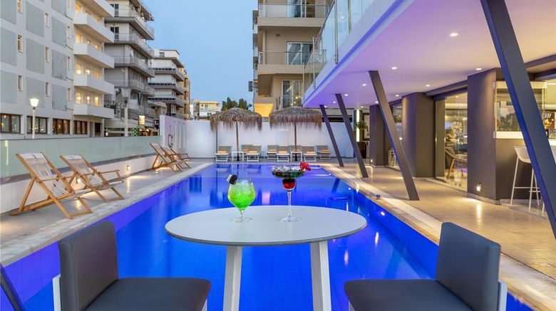 <b>Mercure Rhodes Alexia Pool</b>. Images powered by <a href="https://iceportal.shijigroup.com/" title="IcePortal" target="_blank">IcePortal</a>.