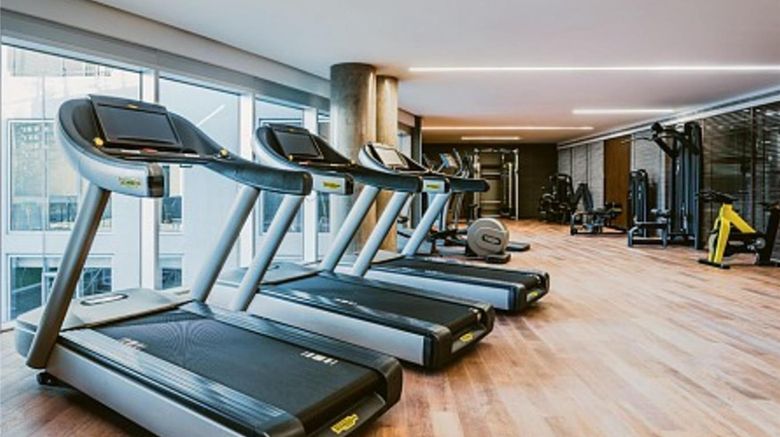 <b>SLS Buenos Aires Puerto Madero Health</b>. Images powered by <a href="https://iceportal.shijigroup.com/" title="IcePortal" target="_blank">IcePortal</a>.