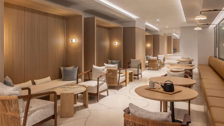 <b>Fairmont Golden Prague Restaurant</b>. Images powered by <a href="https://iceportal.shijigroup.com/" title="IcePortal" target="_blank">IcePortal</a>.