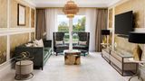 Fairmont Windsor Park Suite