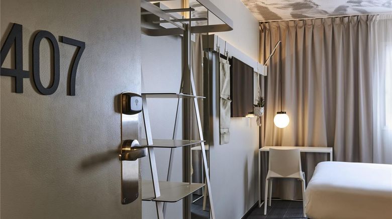 <b>Ibis Clamart Paris Velizy Room</b>. Images powered by <a href="https://iceportal.shijigroup.com/" title="IcePortal" target="_blank">IcePortal</a>.