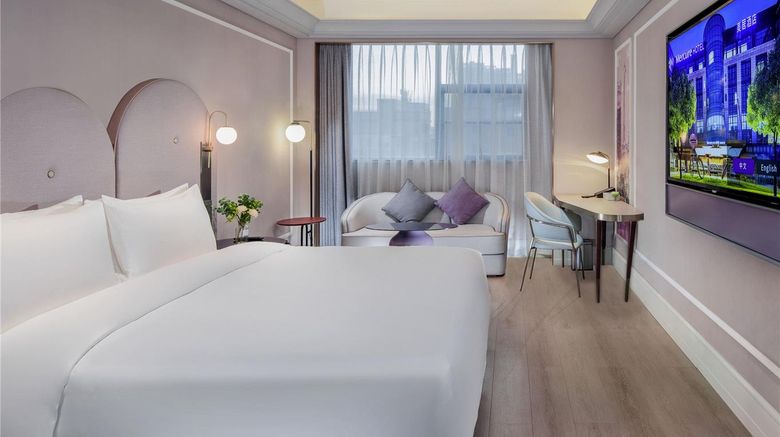 <b>Mercure Shenzhen Nanshan Room</b>. Images powered by <a href="https://iceportal.shijigroup.com/" title="IcePortal" target="_blank">IcePortal</a>.