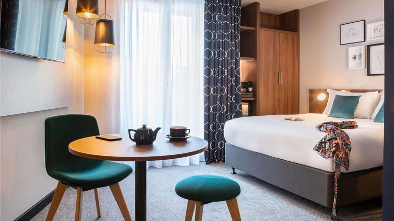<b>Mercure Paris Montparnasse Pasteur Room</b>. Images powered by <a href="https://iceportal.shijigroup.com/" title="IcePortal" target="_blank">IcePortal</a>.