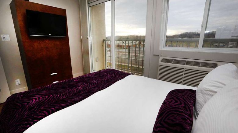 <b>Baymont by Wyndham Fort McMurray Room</b>. Images powered by <a href="https://iceportal.shijigroup.com/" title="IcePortal" target="_blank">IcePortal</a>.