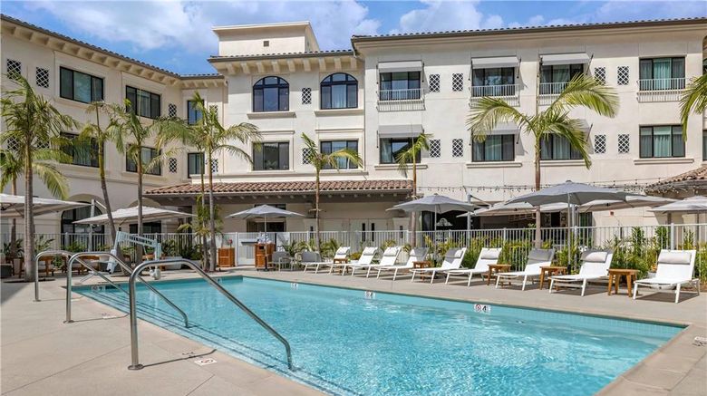 <b>Cambria Hotel Calabasas- Malibu Pool</b>. Images powered by <a href="https://iceportal.shijigroup.com/" title="IcePortal" target="_blank">IcePortal</a>.