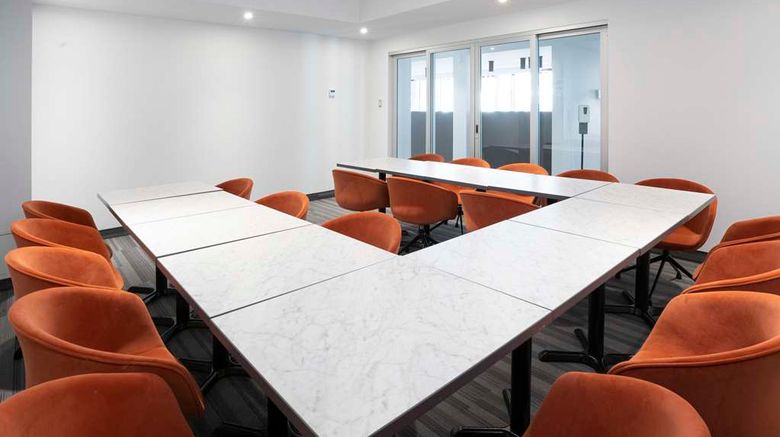 <b>Quality Inn Quebec Meeting</b>. Images powered by <a href="https://iceportal.shijigroup.com/" title="IcePortal" target="_blank">IcePortal</a>.
