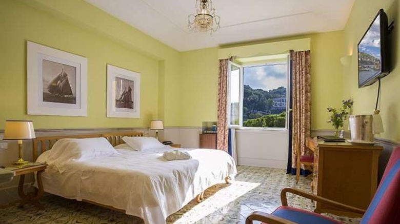 <b>Albergo Regina Isabella Room</b>. Images powered by <a href="https://iceportal.shijigroup.com/" title="IcePortal" target="_blank">IcePortal</a>.