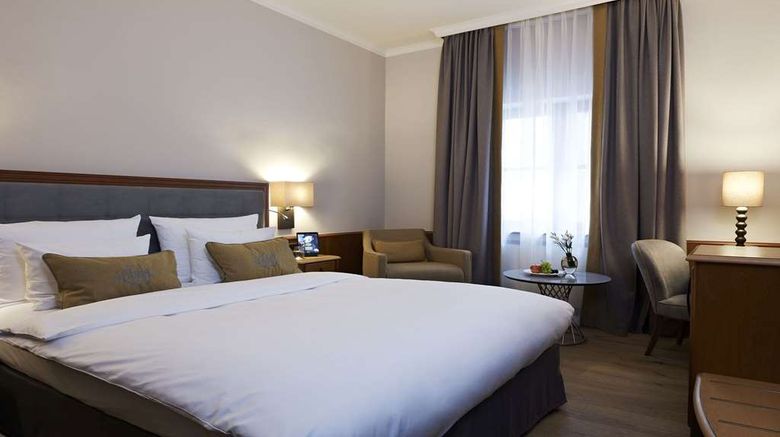<b>Platzl Hotel Room</b>. Images powered by <a href="https://iceportal.shijigroup.com/" title="IcePortal" target="_blank">IcePortal</a>.