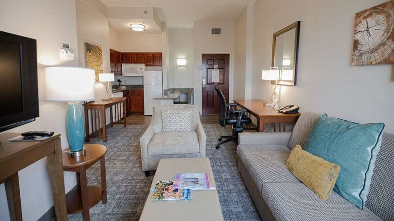 <b>Sonesta ES Suites University Southgate Room</b>. Images powered by <a href="https://iceportal.shijigroup.com/" title="IcePortal" target="_blank">IcePortal</a>.