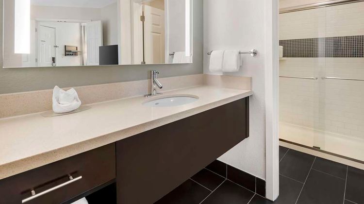 Sonesta ES Suites Dulles Airport Suite
