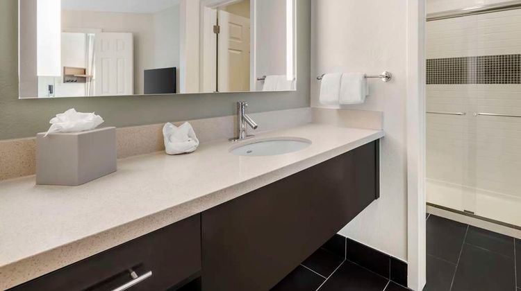 Sonesta ES Suites Dulles Airport Suite