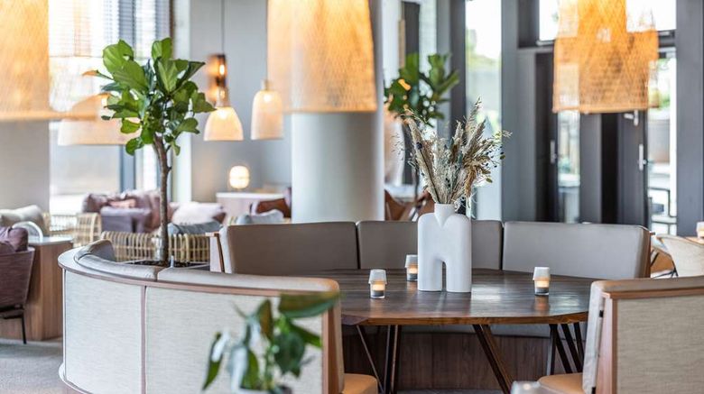 <b>Scandic CPH Strandpark Lobby</b>. Images powered by <a href="https://iceportal.shijigroup.com/" title="IcePortal" target="_blank">IcePortal</a>.