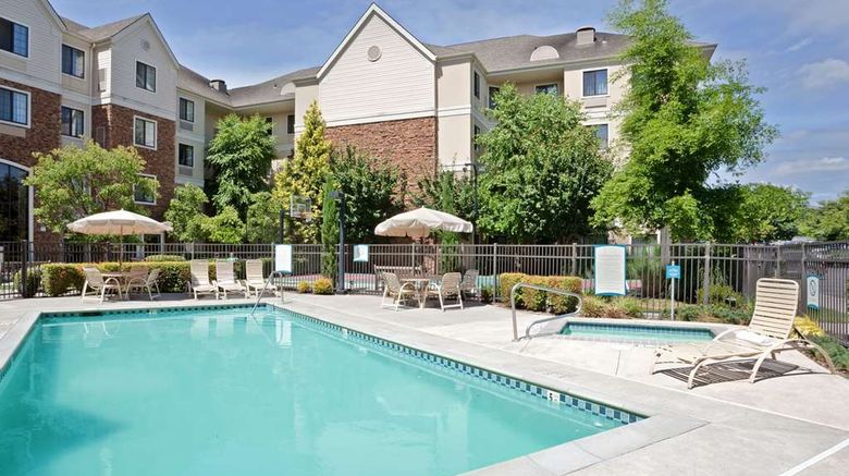 <b>Sonesta ES Suites Portland Vancouver 41 Pool</b>. Images powered by <a href="https://iceportal.shijigroup.com/" title="IcePortal" target="_blank">IcePortal</a>.