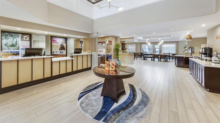 Sonesta ES Suites Chatsworth Lobby