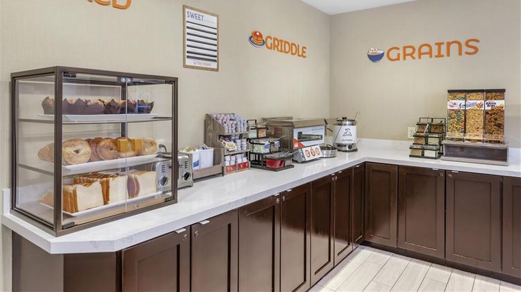 Sonesta ES Suites Chatsworth Restaurant