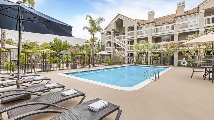 Sonesta ES Suites Chatsworth Pool
