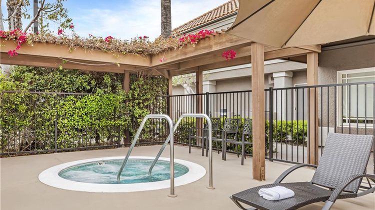 Sonesta ES Suites Chatsworth Pool