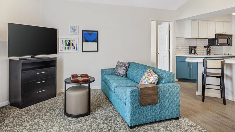 Sonesta ES Suites Chatsworth Room