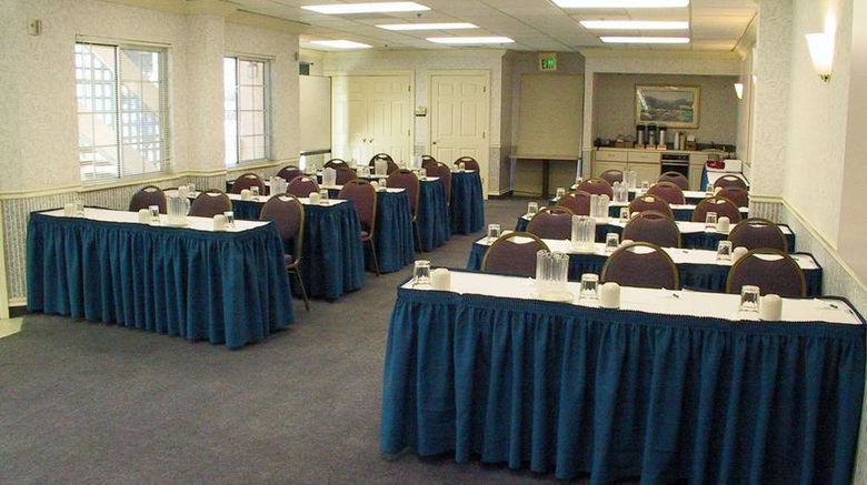 <b>Sonesta ES Suites San Francisco Airport Ballroom</b>. Images powered by <a href="https://iceportal.shijigroup.com/" title="IcePortal" target="_blank">IcePortal</a>.