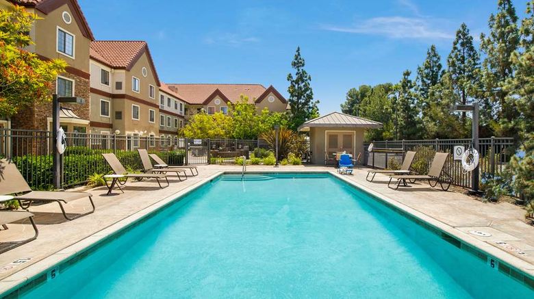 <b>Sonesta ES Suites San Diego Rancho Pool</b>. Images powered by <a href="https://iceportal.shijigroup.com/" title="IcePortal" target="_blank">IcePortal</a>.