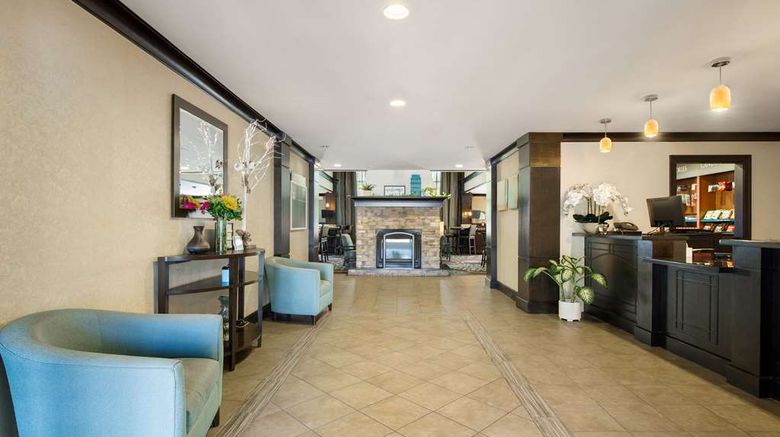 <b>Sonesta ES Suites San Diego Rancho Lobby</b>. Images powered by <a href="https://iceportal.shijigroup.com/" title="IcePortal" target="_blank">IcePortal</a>.