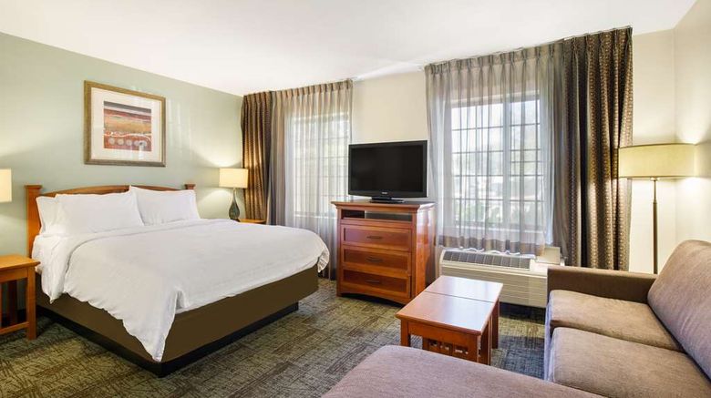 <b>Sonesta ES Suites San Diego Rancho Room</b>. Images powered by <a href="https://iceportal.shijigroup.com/" title="IcePortal" target="_blank">IcePortal</a>.