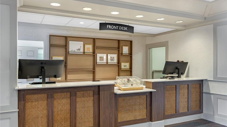 <b>Sonesta ES Suites Lake Buena Vista Lobby</b>. Images powered by <a href="https://iceportal.shijigroup.com/" title="IcePortal" target="_blank">IcePortal</a>.