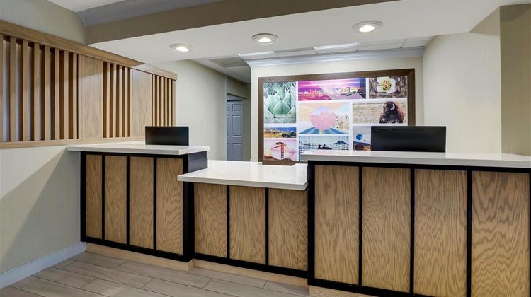 Sonesta ES Suites San Jose Airport Lobby