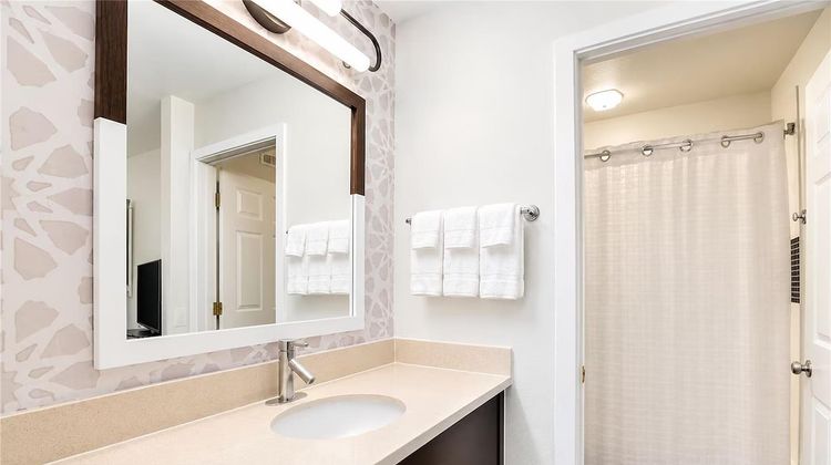 Sonesta ES Suites San Jose Airport Room