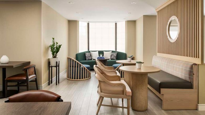 <b>Sonesta ES Suites Toronto Markham Lobby</b>. Images powered by <a href="https://iceportal.shijigroup.com/" title="IcePortal" target="_blank">IcePortal</a>.