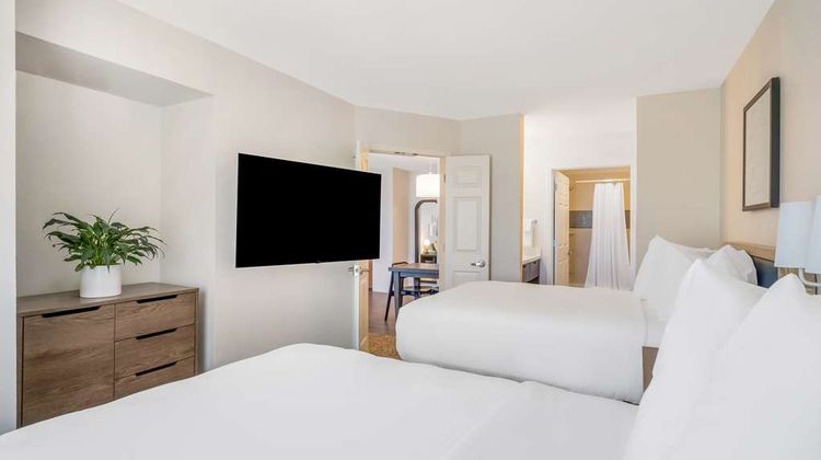 Sonesta ES Suites Sorrento Mesa Suite