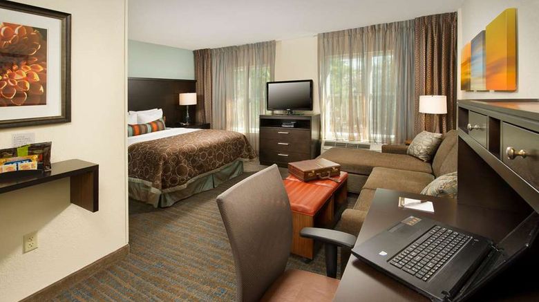 <b>Sonesta ES Suites Atlanta Alpharetta Avalon Suite</b>. Images powered by <a href="https://iceportal.shijigroup.com/" title="IcePortal" target="_blank">IcePortal</a>.