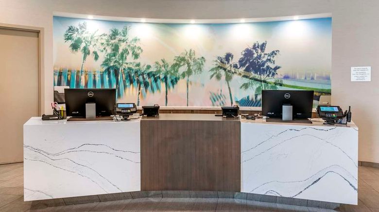 <b>Cambria Hotel Orlando Airport Lobby</b>. Images powered by <a href="https://iceportal.shijigroup.com/" title="IcePortal" target="_blank">IcePortal</a>.