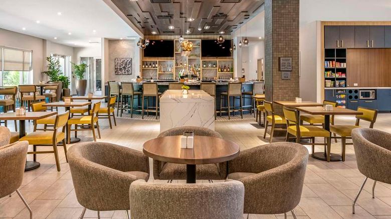 <b>Cambria Hotel Orlando Airport Restaurant</b>. Images powered by <a href="https://iceportal.shijigroup.com/" title="IcePortal" target="_blank">IcePortal</a>.