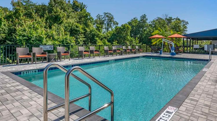 Cambria Hotel Orlando Airport Pool