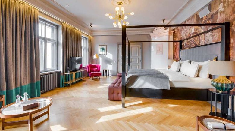 <b>Grand Poet Hotel By Semarah Suite</b>. Images powered by <a href="https://iceportal.shijigroup.com/" title="IcePortal" target="_blank">IcePortal</a>.