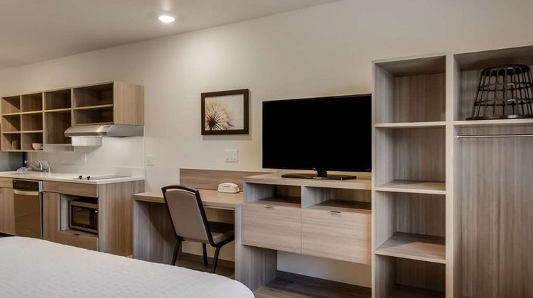 WoodSpring Suites Tacoma Lakewood Room