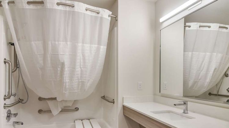 WoodSpring Suites Tacoma Lakewood Room